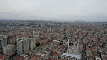İstanbullular deprem korkusuyla rotayı 5 ilçeye çevirdi