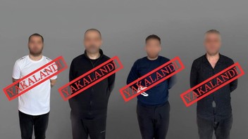 Kırmızı bültenle aranıyorlardı... 4'ü de yakalandı!