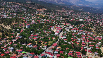 Sadece 20 bin kişi yaşıyordu... Sıcaklar bastırdı, nüfus 450 bine ulaştı