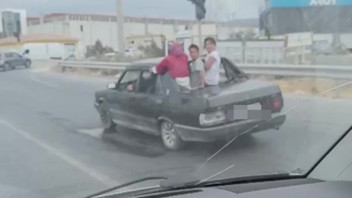 El kadar çocukların ölümüne yolculuğu görenleri hayretler içinde bıraktı