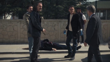 Behzat Ç.'den Sinan Ateş göndermesi