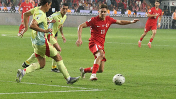 İspanya A Millilerimizi 6-0 mağlup etti, İspanyol basınından Türk Bayrağı ayıbı geldi!