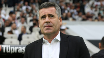 Süper Lig'de bir teknik direktörle daha yollar ayrıldı