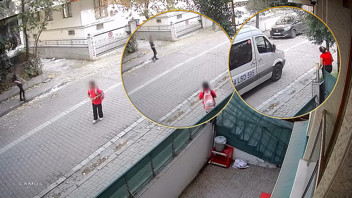 Okul servisi bekleyen 10 yaşındaki kız çocuğunu takip ededen zanlı çocuğun annesi gelince kaçtı!