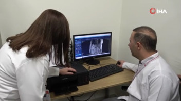 Hayatının en sıradışı gerçeğini 66 yaşında mide ağrısı şikayetiyle gittiği hastanede öğrendi