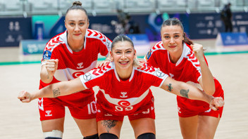 Türkiye'nin kadınları başardı! Finaldeyiz...