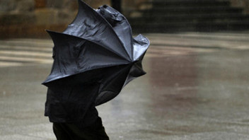 Hasret kaldığımız yağışlar geri dönüyor: İki ilde kuvvetli olacak!