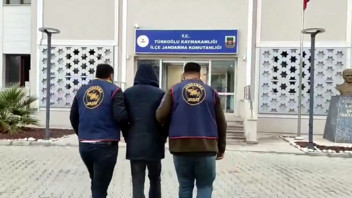 FETÖ'ye bir operasyon daha: Çok sayıda gözaltı var