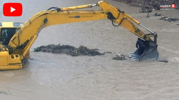 Aracıyla çaya düşen ve akıntıda mahsur kalan sürücü böyle kurtarıldı