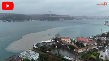 İstanbul Boğazı'nda deniz renk değiştirdi, görenler gözlerine inanamadı!