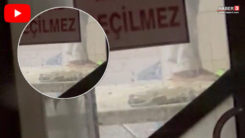 Tatlıcıda mide bulandıran görüntü: Ayaklarıyla çiğneyip vatandaşa yediriyorlardı!