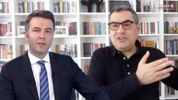 Mehmet Akif Ersoy'u ziyaret eden Enver Aysever'e ''hangi hatunlar'' sorusu