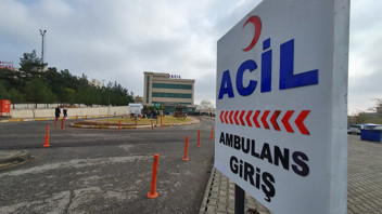 İki kuzenin oyunu korkunç bitti... Küçük çocuk kayanın altında kalarak can verdi