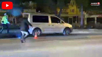 ''Dur'' ihtarına uymayan trafik canavarı polisi ezmeye çalıştı!