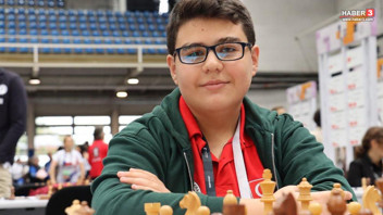 Satrançta Türk mucizesi: 14 yaşındaki Yağız dünya rekorunu kırdı