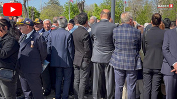 23 Nisan töreninde şaşırtan protesto: CHP'liler arkasını döndü