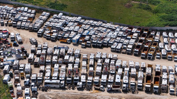 TMSF'nin el koyduğu yüzlerce araç böyle görüntülendi