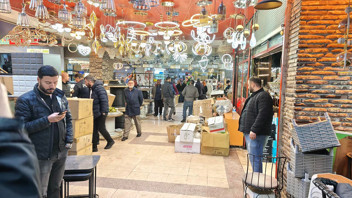 Avize dükkanında kanlı infaz: 1 ölü