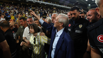 Aziz Yıldırım'ın dönüşü Fenerbahçe hisselerine yaramadı
