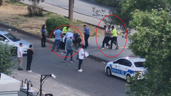 Adliye önünde polise saldırı: 4 kişi gözaltına alındı