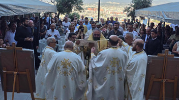 Hristiyanlar Hatay'a akın etti: Dünyanın ilk mağara kilisesinde bayram ayini