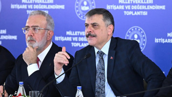 Bakan Çiftçi'den ''Ahbap çavuş rezaleti'' göndermesi