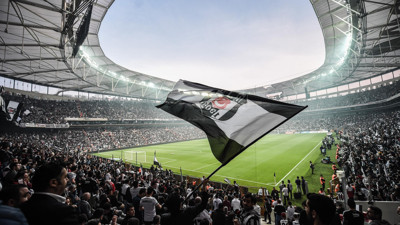Beşiktaş'ta dev operasyon: 6 futbolcuyla yollar ayrıldı!