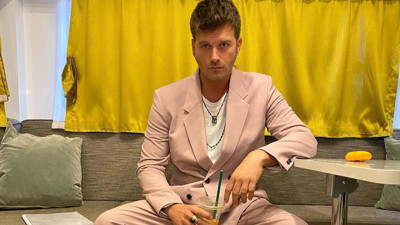 Kıvanç Tatlıtuğ'un attığı imza dudak uçuklattı!