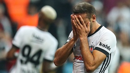 Beşiktaş galibiyeti unuttu !