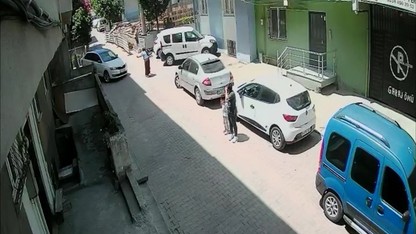 Direksiyon başında yardım isteyen kadın kabusu yaşadı