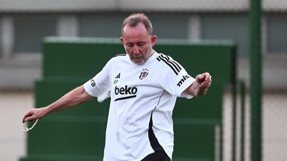 Sergen Yalçın gelir gelmez neşteri vurdu: O isimler kadro dışı!