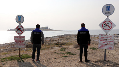 Türkiye'nin gizemli antik yoluna hem Türkçe hem Kürtçe ''boğulabilirsiniz'' uyarıları asıldı