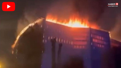 İstanbul'un kalbinde tarihi konak çıkan yangında kül oldu