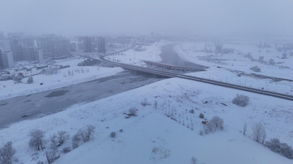 Bir şehir buz kesti, her şey dondu! Yakutistan'ı aratmayan görüntüler