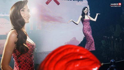 Hande Erçel bu sefer ''Şeker kız Candy'' oldu