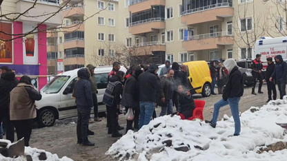 Dükkan sahibi ile kiracının kavgası kanlı bitti