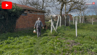 62 yaşındaki vatandaşın evine ulaşmak için çektiği çile kamerada