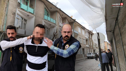 Kan donduran olay: Babasını öldürdü, cesediyle aynı evde kaldı