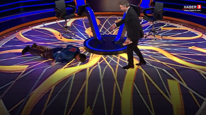 Kim Milyoner Olmak İster'de Oktay Kaynarca'yı çaresiz bırakan anlar