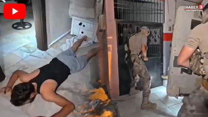 Yüzlerce polisle şafak baskını! Kapılar koçbaşıyla kırıldı, kıskıvrak yakalandılar