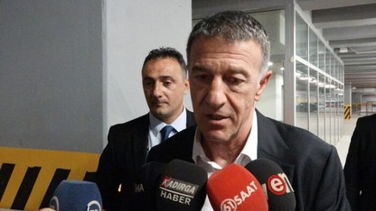 Ahmet Ağaoğlu: Jose Sosa ve Filip Novak ile görüşmelerimiz sürüyor