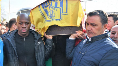 Kazada hayatını kaybeden MKE Ankaragücü taraftarları için tören düzenlendi