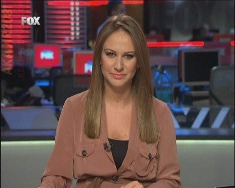 Nazlı Tolga - Resim: 7