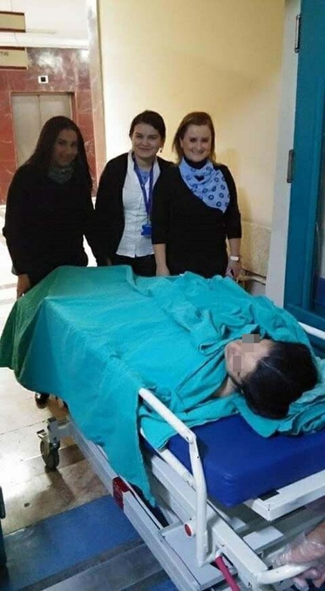 Tam 11 yıl sonra yürümeye başlayan Türkiye'nin mucize kadını yaşam savaşını kaybetti - Resim: 1
