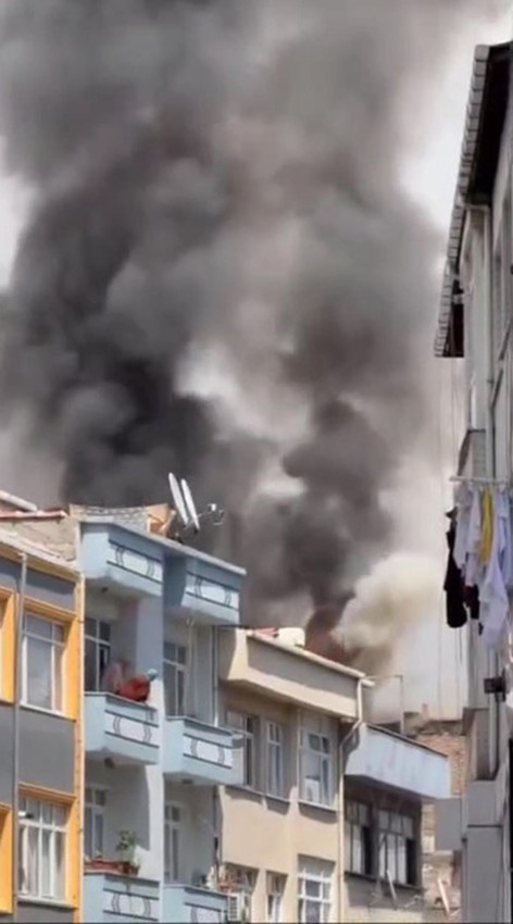 İstanbul'da 5 katlı binada yangın paniği - Resim: 1