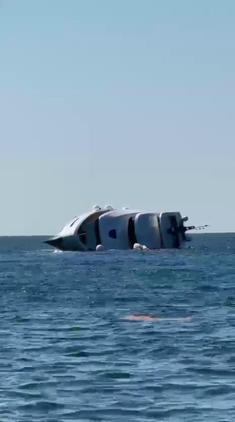 Yapımı tamamlanıp sahibine teslim edilen lüks yat, 15 dakikada sulara gömüldü - Resim: 2