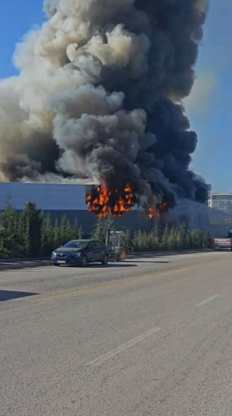 Ankara'da büyük yangın! Kara dumanlar her yerden gözüküyor! - Resim: 3