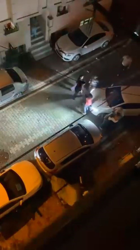 İstanbul'un Esencılısı'nda komşuların tartışmasında ortalık savaş alanına döndü - Resim: 3
