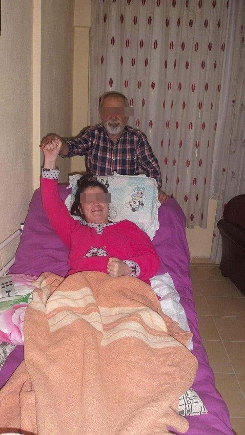 Tam 11 yıl sonra yürümeye başlayan Türkiye'nin mucize kadını yaşam savaşını kaybetti - Resim: 2