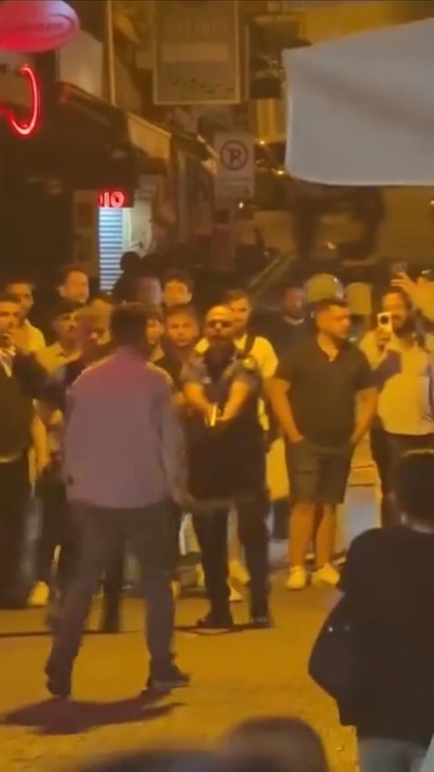 ''Mekanda eşime baktılar'' deyip Beşiktaş Çarşı'yı birbirine kattı! - Resim: 2